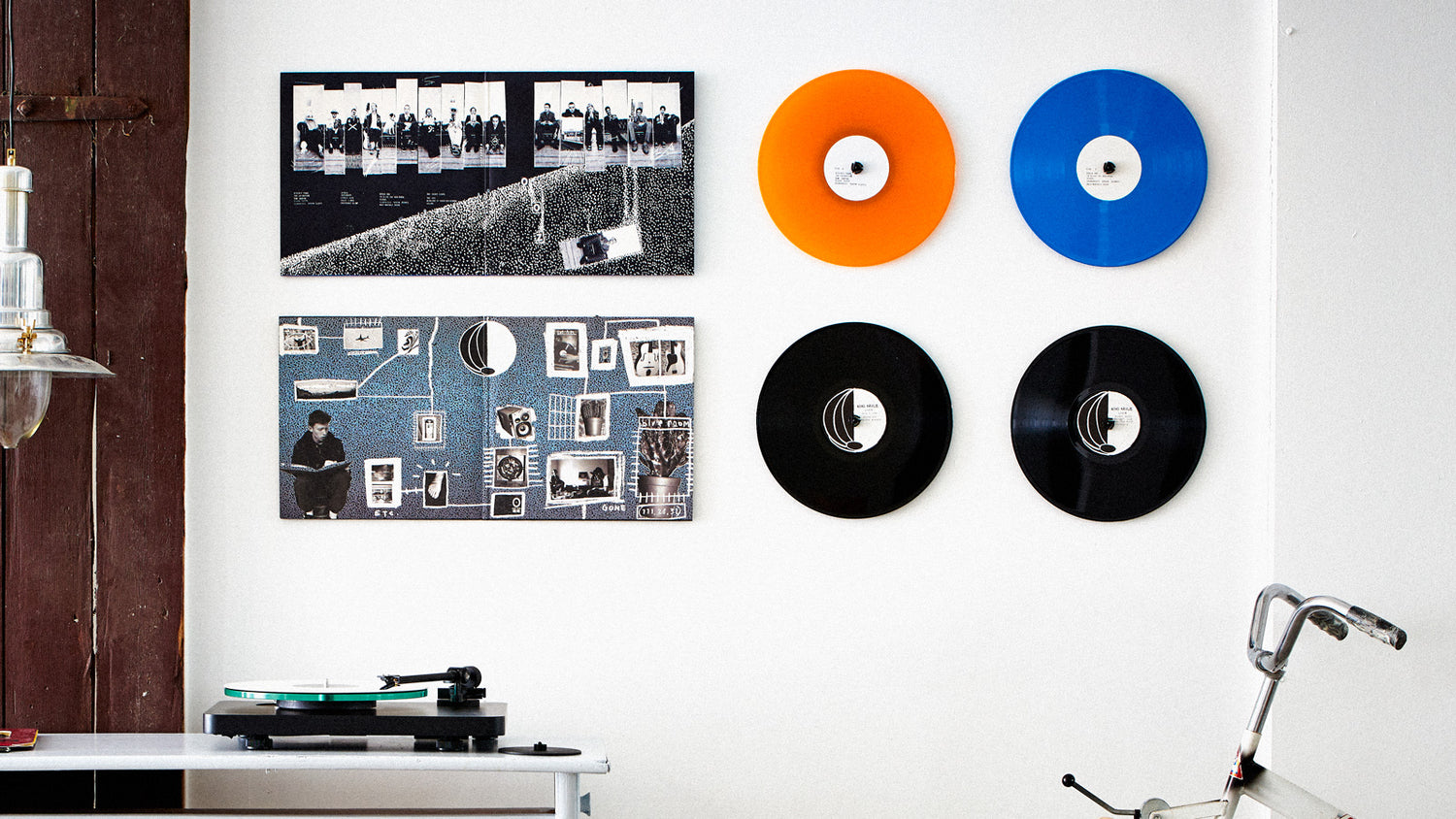 A record gallery consisting of both album covers and vinyl records, by combining the Twelve Inch Adapter and Twelve Inch Original